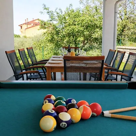Amoena With Pool And Sauna Villa Brtonigla