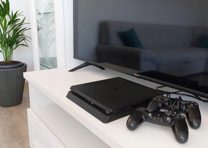 Amoena With Pool And Sauna *